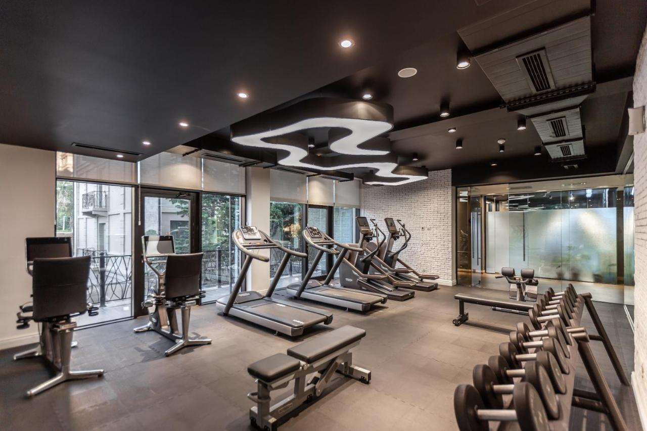 Ivy Garden Hotel Baku Eksteriør billede The gym at the hotel